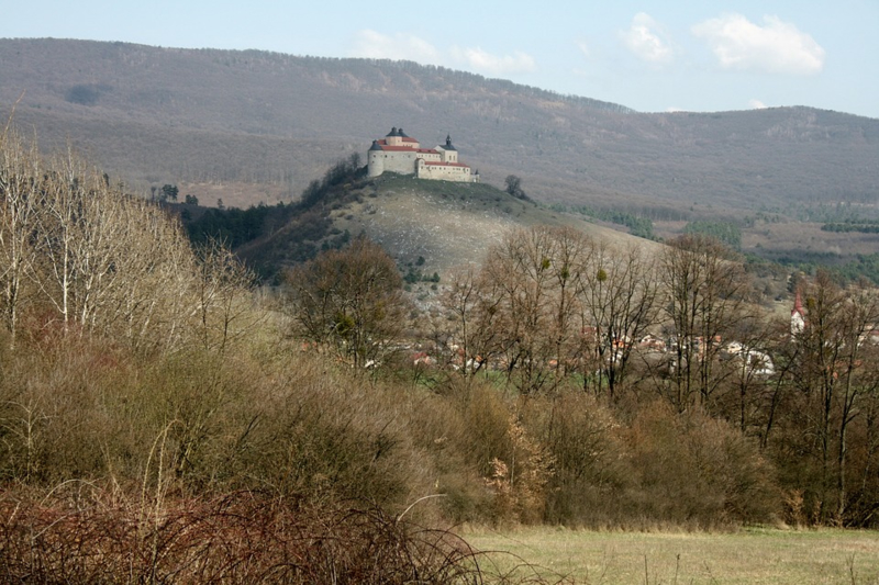 hrad-krasna-horka